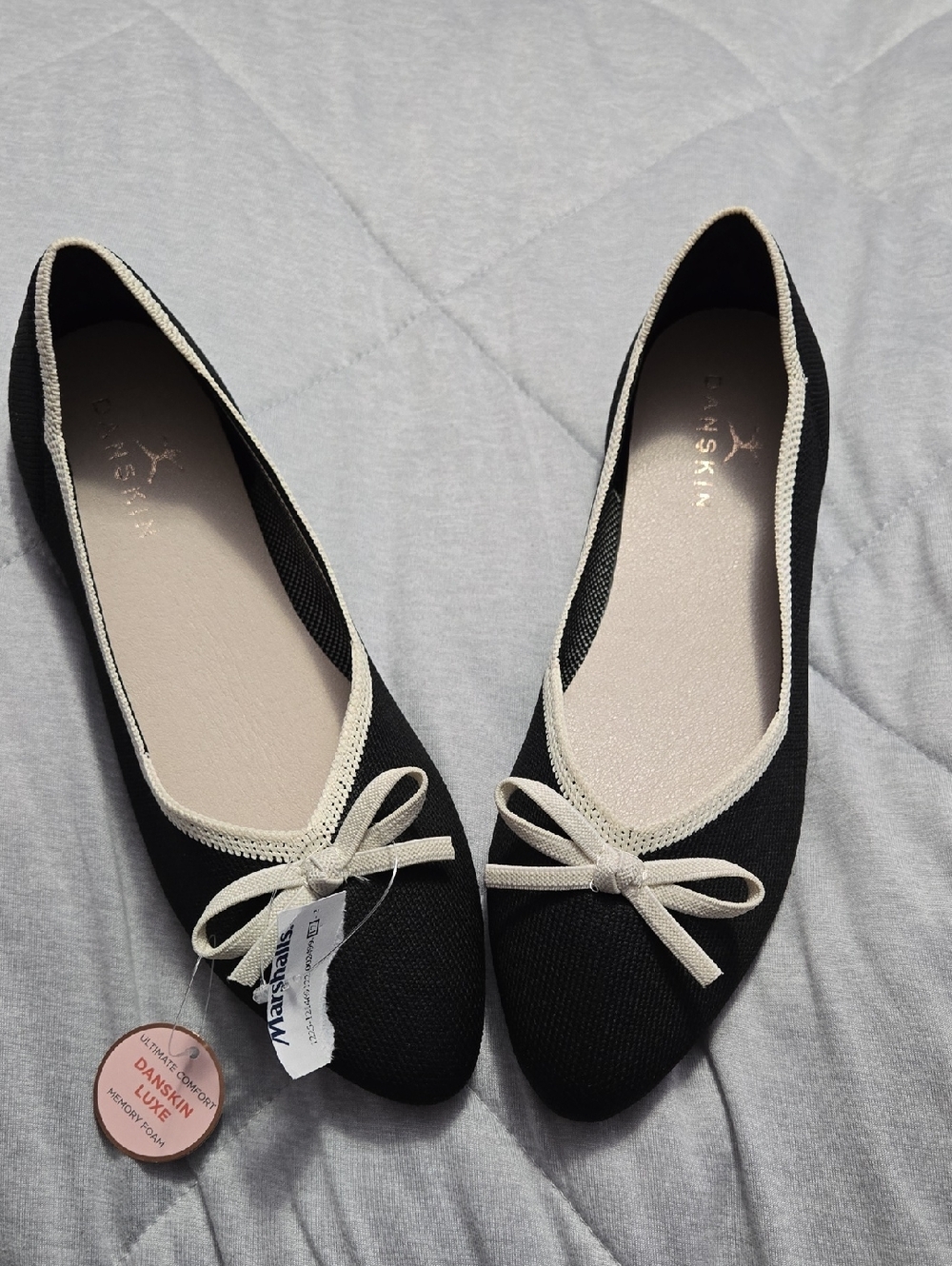 Danskin Slip On Ballet Flat Shoes - Size 8 - NWT - Black